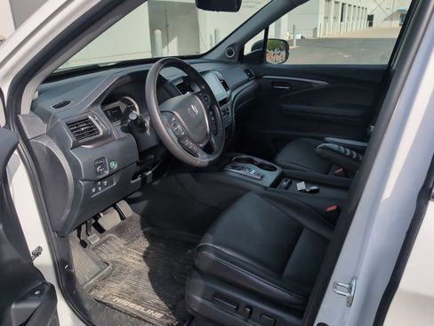 Used 2023 Honda Ridgeline RTL image 11