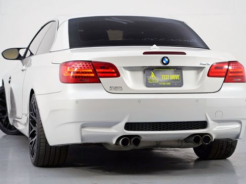 Used 2011 BMW M3 Convertible image 5