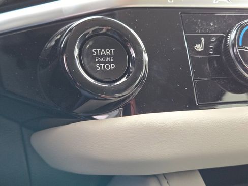 New 2026 Nissan Pathfinder SL AWD/4WD image 27