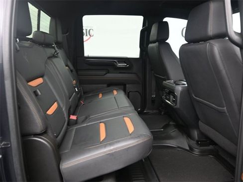Used 2024 GMC Sierra 2500 AT4 w/ AT4 Premium Plus Package image 10