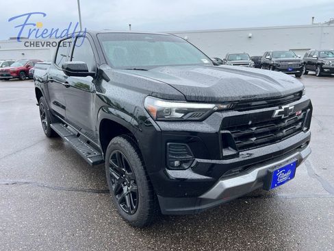 Certified 2025 Chevrolet Colorado Z71 w/ Technology Package AWD/4WD image 11