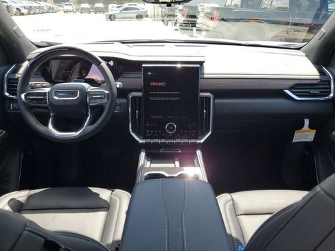 New 2026 GMC Acadia Denali w/ Super Cruise Package FWD image 12