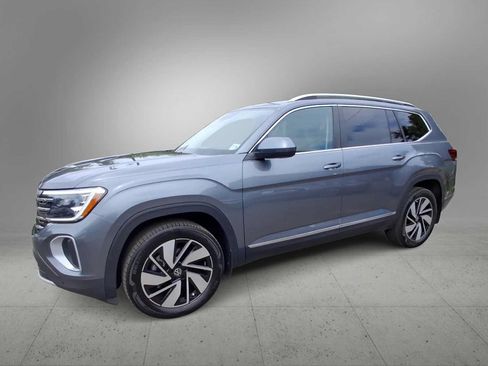 Used 2024 Volkswagen Atlas SEL AWD/4WD image 4