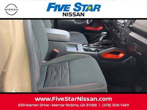 Used 2024 Nissan Frontier PRO-4X w/ Off-Road Protection Package AWD/4WD image 15