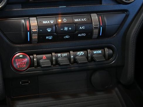 Used 2020 Ford Mustang Shelby GT500 w/ Carbon Fibre Track Pack image 43