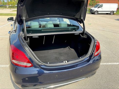 Used 2018 Mercedes-Benz C 300 4MATIC Sedan image 40