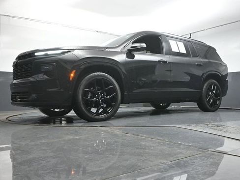 Used 2026 Chevrolet Traverse RS FWD image 36