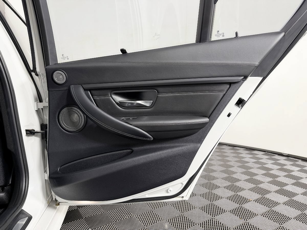 Used 2015 BMW M3 w/ Executive Package RWD image 54