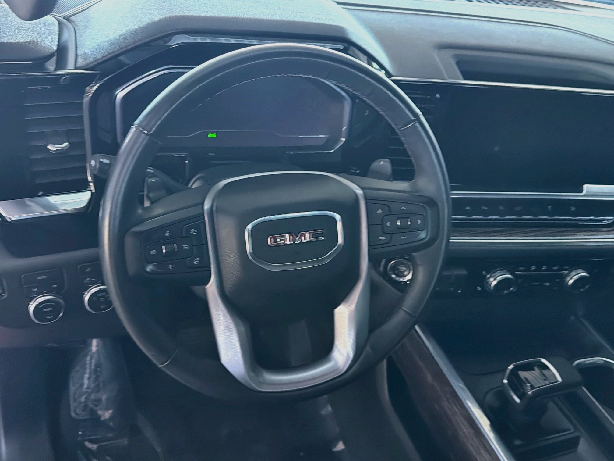 Used 2024 GMC Sierra 1500 Elevation w/ Elevation Premium Package AWD/4WD image 17