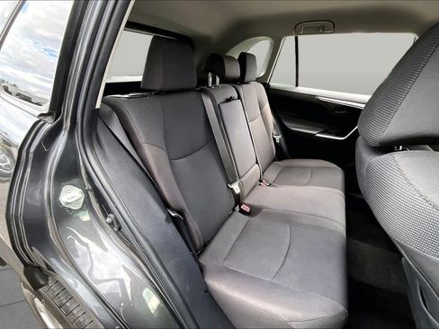 Used 2024 Toyota RAV4 LE FWD image 20