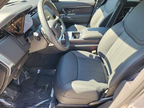 New 2026 Land Rover Range Rover SE AWD/4WD image 9