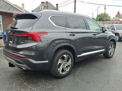 Used 2022 Hyundai Santa Fe SEL w/ Convenience + Premium Package AWD/4WD image 4