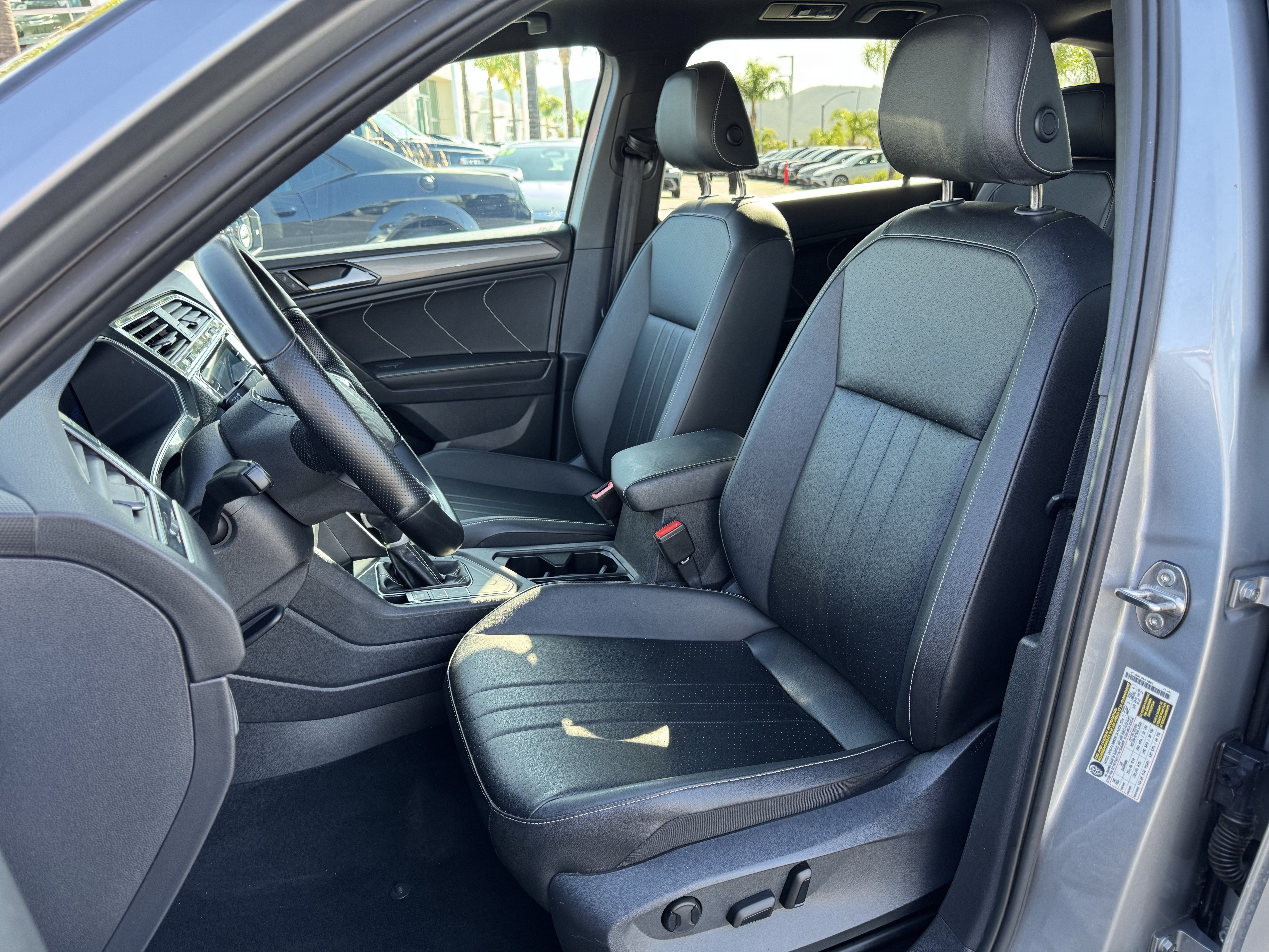 Used 2023 Volkswagen Tiguan SE R-Line FWD image 16