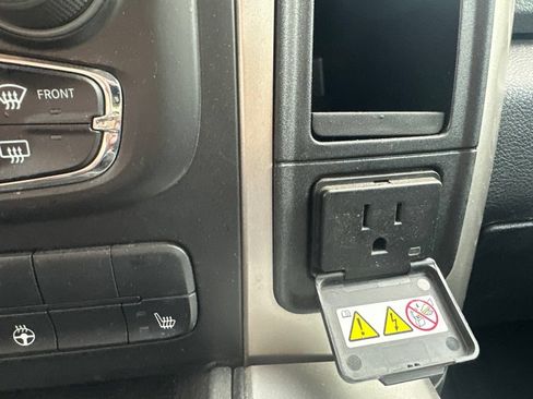 Used 2018 RAM 2500 Big Horn AWD/4WD image 19