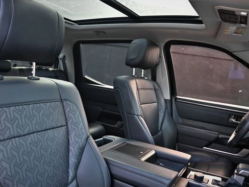 Used 2022 Toyota Tundra Limited image 22