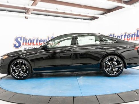 New 2026 Honda Accord SE image 5