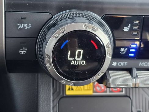 New 2026 Toyota 4Runner Limited AWD/4WD image 8