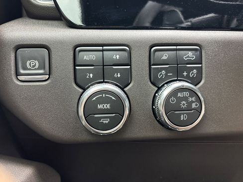 New 2026 GMC Sierra 1500 SLT w/ SLT Premium Plus Package image 23