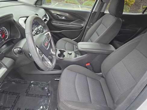 Certified 2023 GMC Terrain SLE w/ Driver Convenience Package image 9