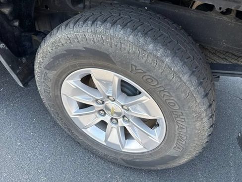 Used 2020 Chevrolet Silverado 1500 LT RWD image 11