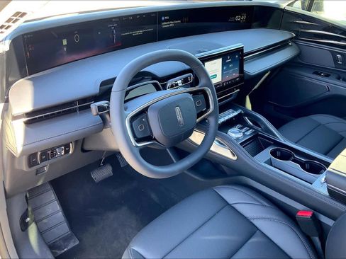 New 2026 Lincoln Nautilus Premier w/ Jet Appearance Package image 8