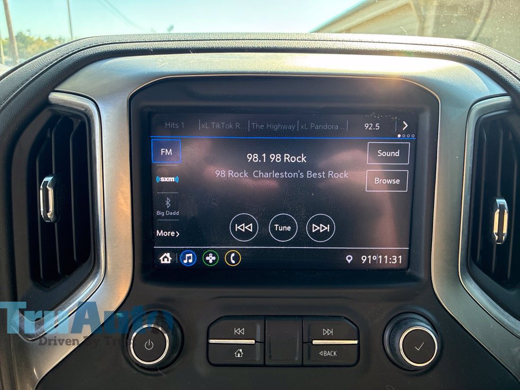 Used 2022 Chevrolet Silverado 1500 RST AWD/4WD image 32