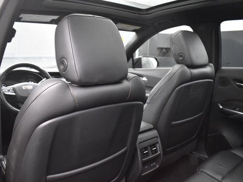 Used 2020 Cadillac XT4 Sport AWD/4WD image 31