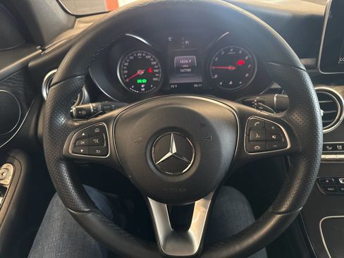 Used 2018 Mercedes-Benz GLC 300 4MATIC w/ Premium Package image 29
