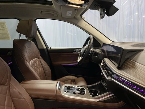 Used 2023 BMW X7 xDrive40i w/ Parking Assistance Package image 52