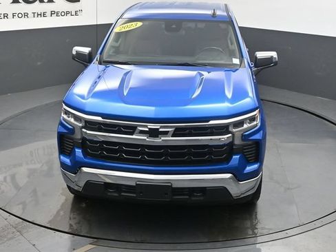 Used 2023 Chevrolet Silverado 1500 LT AWD/4WD image 57