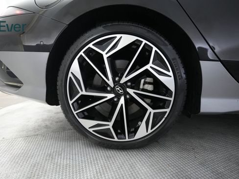 Used 2023 Hyundai Ioniq 6 Limited AWD/4WD image 22