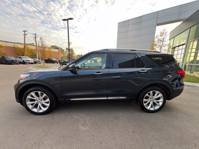 Used 2023 Ford Explorer Platinum w/ Technology Package AWD/4WD image 8