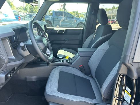 New 2025 Ford Bronco Big Bend image 13