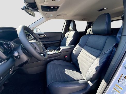 New 2026 Mitsubishi Outlander SE image 22
