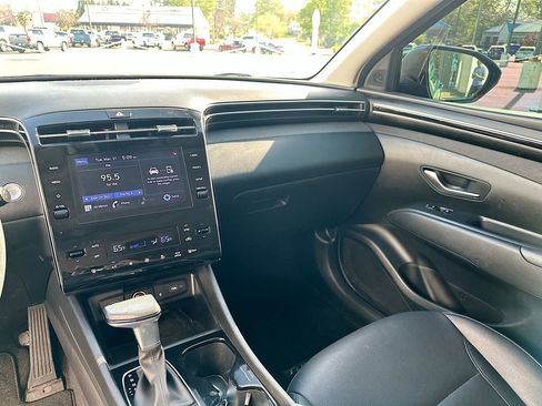 Used 2023 Hyundai Tucson SEL w/ Convenience Package AWD/4WD image 20