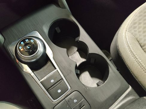 Used 2021 Ford Escape SE w/ SE Sport Appearance Package image 26