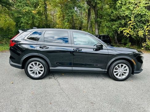 Used 2023 Honda CR-V EX image 4