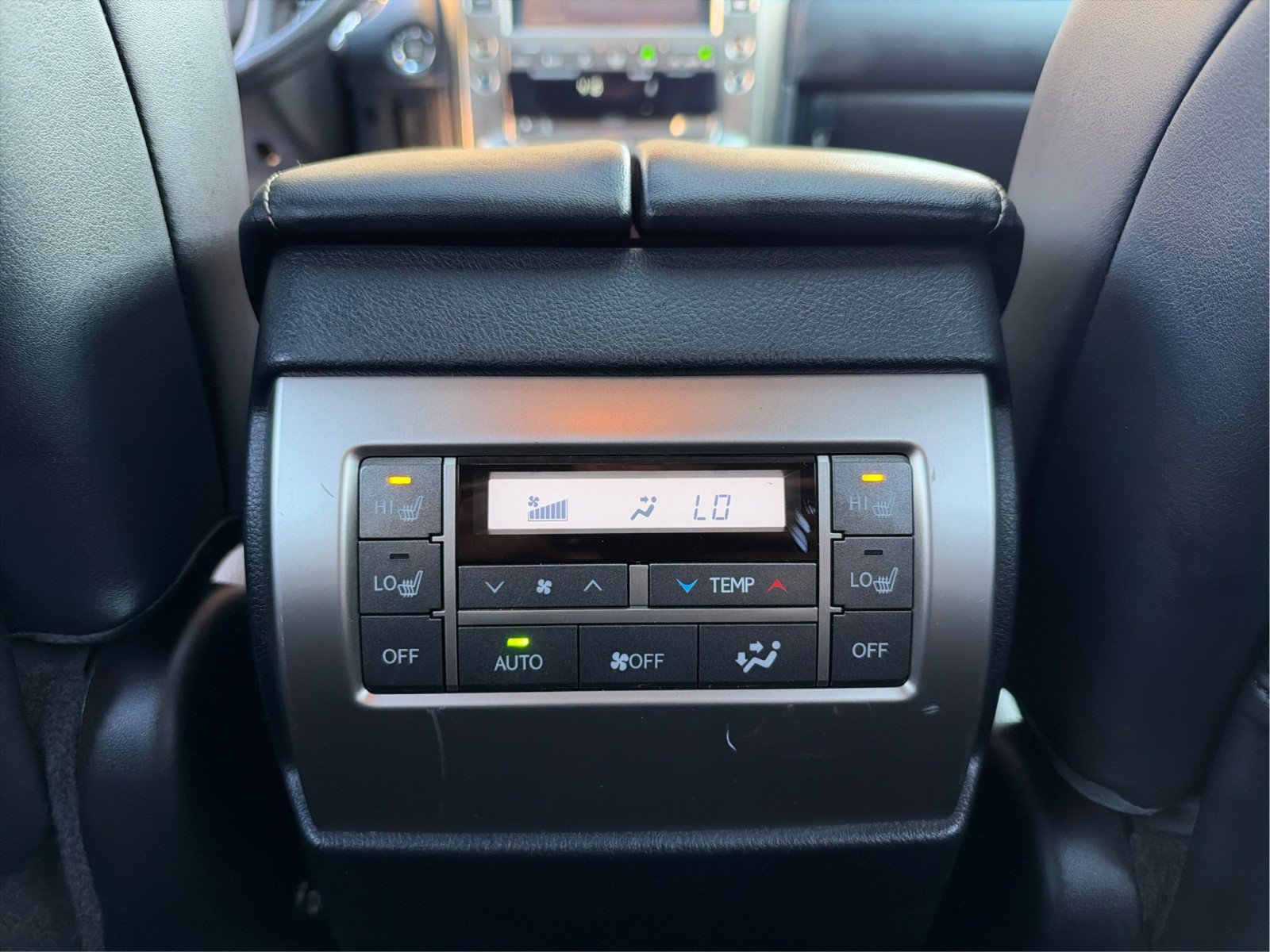 Used 2018 Lexus GX 460 Premium w/ Premium Package AWD/4WD image 22