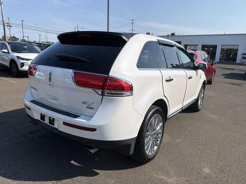 Used 2014 Lincoln MKX AWD w/ Equipment Group 102A image 5