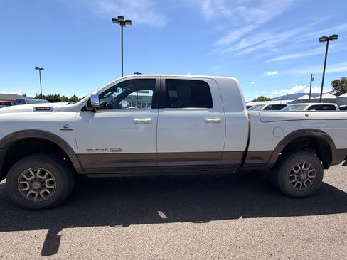 Used 2019 RAM 2500 Limited AWD/4WD image 4