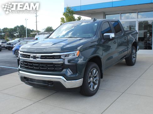 New 2026 Chevrolet Silverado 1500 LT w/ Safety Package image 8