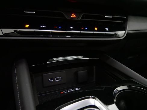 New 2026 Buick Envision Avenir image 24