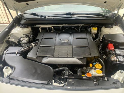 Used 2017 Subaru Outback 3.6R Limited AWD/4WD image 41
