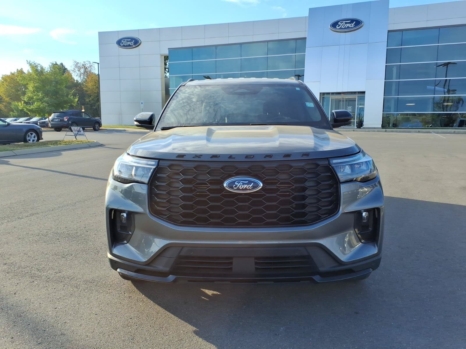 Certified 2026 Ford Explorer ST-Line AWD/4WD image 8
