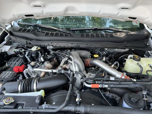 Used 2023 Ford F250 Lariat w/ Sport Appearance Package image 34