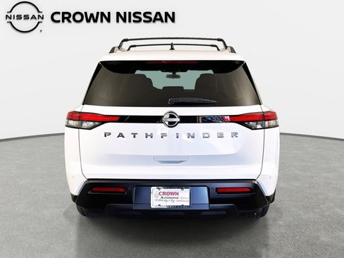 New 2026 Nissan Pathfinder SV image 6