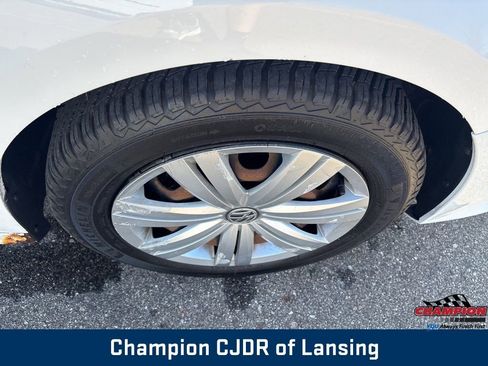 Used 2017 Volkswagen Jetta S image 13