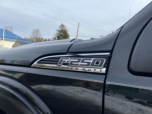 Used 2015 Ford F250 XLT w/ Snow Plow Prep Package image 11