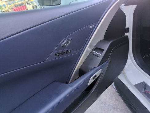 Used 2016 Chevrolet Corvette Stingray Convertible w/ 3LT Preferred Equipment Group RWD image 11