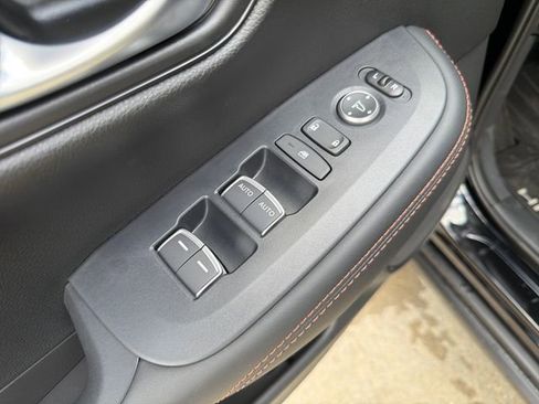 New 2026 Honda HR-V Sport image 13